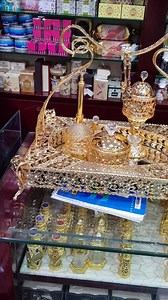 1.4K views · 28 reactions | Hi FB SHOPPEUSE le froid approche profitez de nos plateau 5 pièces venant de Dubaï très classe style déco comprenant : 1 ande thiouraye ,1 pot thiouraye ,1bouteille parfum 1 pince pour charbon et le plateau.passez vite vos commandes en inbox ou appelez au 774399494. | Futa beauté | Facebook