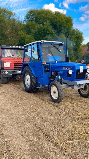 🚜🚛Statečně se s tím popral🚜💪#zetor #tractor #tatra