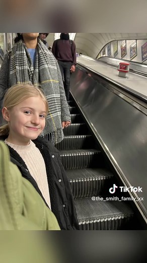 Exploring London: A Family Mini Vlog Adventure