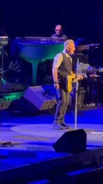 Bruce Springsteen and Tom Morello Jam Out to "The Ghost of Tom Joad" in Chicago