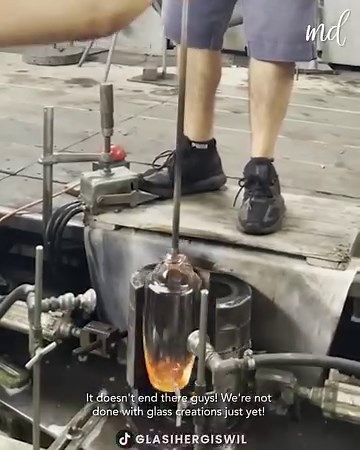 The artistry behind some stunning glass creations! | MetDaan DIY