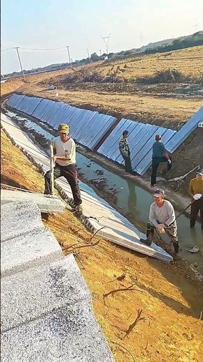 Low-Tech Genius : Installing Canal Slabs Without Machinery