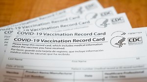 HIPAA Explained: Can a Business or Employer Ask for Proof of Vaccination?