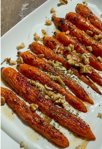 Delicious Roasted Carrots with Whipped Honey Ricotta