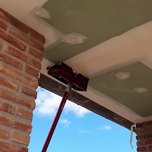 🎥 @drywallrioja making good use of a Level5 Tools flat box 🔥💪 "Total smoothness with our box of 30 from Level5 Tools this is a marvel to wear with good tools. 14 meters in a single throw." 🔥🛠🔥 Get yours here 👇 L5 Direct ⚡: https://level5.tools/FBV-4-764 Amazon: https://level5.tools/azstore-flatboxes eBay (🌍📦 Global Shipping!): https://level5.tools/eb-14-flatbox | LEVEL5 Tools