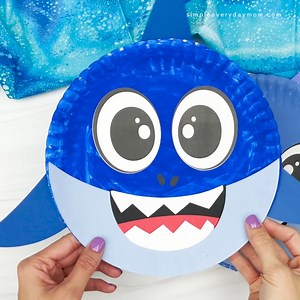 38K views · 2K reactions | This happy shark craft is so fun for kids to make! Get the template on the blog. | Simple Everyday Mom | Facebook