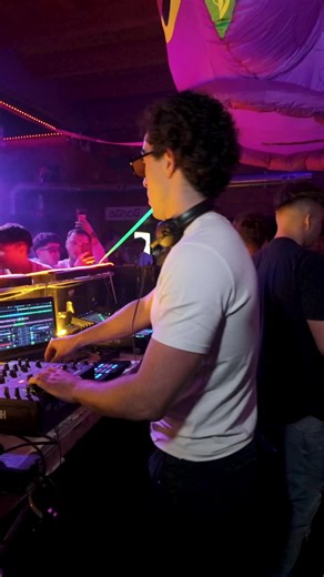 Unleash the Party with Tech House Beats!