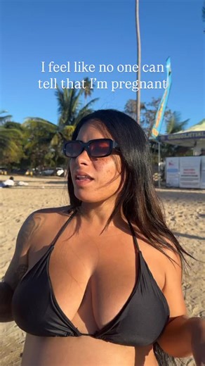 Angelee Rodriguez | It’s like there’s only 4 weeks left but I don’t even feel pregnant 😅 I be swearing no one can tell 🙃 | Instagram