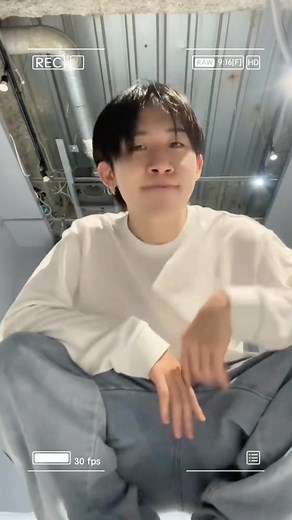 ぺいポコ / Peipoco | たまには真面目にImpossibleを踊ってみるバケモノ… Impossible dancing MONSTER #RIIZE #라이즈 #Impossible #dance #ダンス #ぺいポコ | Instagram