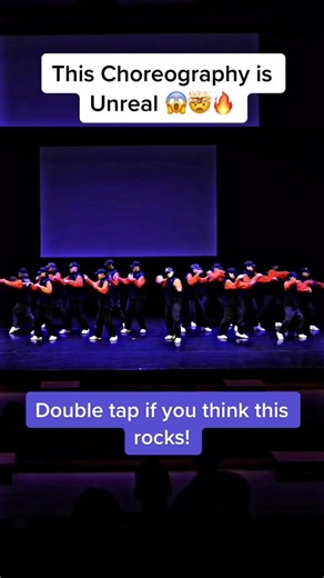 Check out this Jabbawockeez dance! 💃 @ellowiz #jabbawockeezxrauw #dancingislife🔥 #groupdancechallenge #unrealdance #dancingqueensontheroad #rawdancer #breakdancers4life #dotherobot #neonlightshow