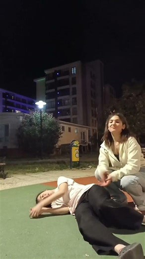 en sevdigimm@berfin_dmrg (supheli) #trending #popular #tiktokviral #tiktokvideo #fy #fypyoutube