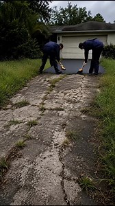 Driveway Sealcoat Transformation: Cracks Gone, Color Restored