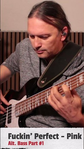 Vol 1 Pink - F**kin Perfect (Bass Cover) E Bass lernen