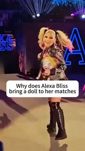 Emma Chamberlain was good at Cheerleading!!! | Sskyecarter