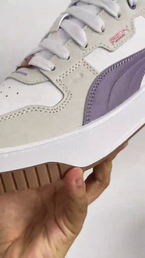 Zapatillas Puma Carina Street Lux: Eleva tu Outfit