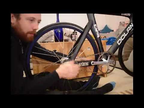 Fitting rear wheel and adjusting chain tension on a track or fixed gear bike