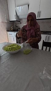 396K views · 1.6K reactions | Salatalıkları poşetliyorum | Tufanbeyli.biz | Facebook