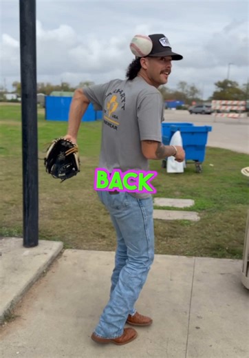 Basebroz (@basebroz) - Mastering Behind-the-Back Baseball Catching Techniques