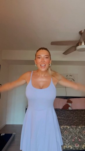 Taylor Mathis | Come with me to my second golf lesson! | Instagram