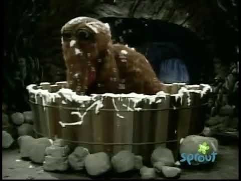 Sesame Street - Bubble On My Snuffle (Sprout)