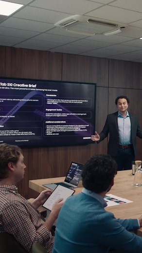 Tạm biệt sổ tay và bút, không còn ghi chép nhàm chán vì đã có Galaxy Tab S10. Trợ lý Note quyền năng giúp bạn ghi âm, phiên âm và tóm tắt nội dung siêu dễ dàng. #Samsung #GalaxyTabS10 Series #GalaxyAI