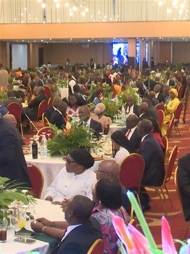 30 agents de la commission électorale indépendante (CEI) ont été décorés pour les services rendus à la nation #cotedivoire🇨🇮225 #abidjan225🇨🇮 #societe #cei