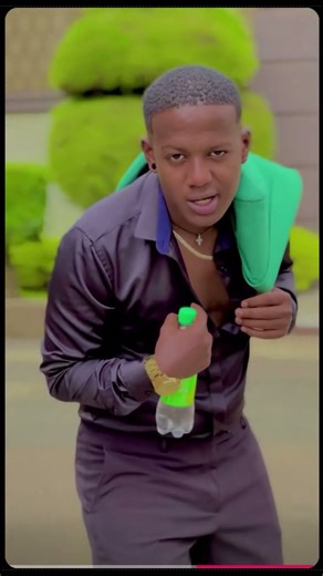 tinishu #ebstv #duet #abelbirhanuየወይኗ #abelbirhanuየወይኗ #ethiopiancomedy #bruktawitshimelis