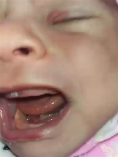 Feeding Newborn Babies: Tips and Tricks