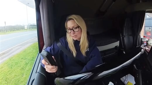 I built a backload to fit the trailer