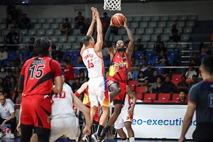 San Miguel bounces back, dominates Phoenix