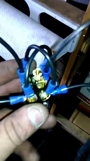 Double pole, double throw toggle switch wiring