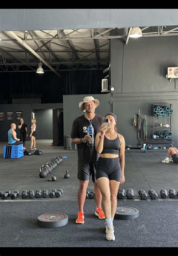 💪🏼🏃🏻‍♀️💨🏋🏻‍♀️ Regular programming! #millennialmom #marriedlife #gym #duckduckgoosen