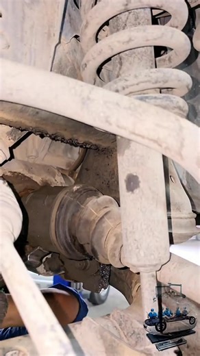 Front wheel Cv Axle Boot Leakage #auto #mechanic | Jessie