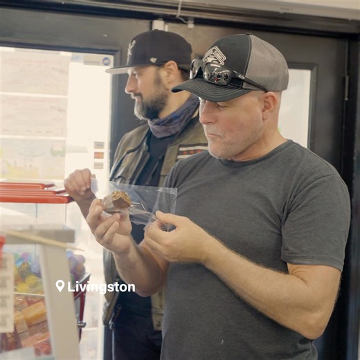 339 reactions · 38 shares | Ready to experience the ultimate American road trip? Explore the last 100 miles of Route 66 in Illinois! Discover quirky roadside attractions, vintage diners & nostalgic charm. What secrets will you uncover on this iconic journey? Click to start planning your adventure now! | Great Rivers & Routes | Facebook