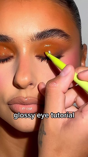 Easy Glossy Eye Makeup Tutorial for Everyone