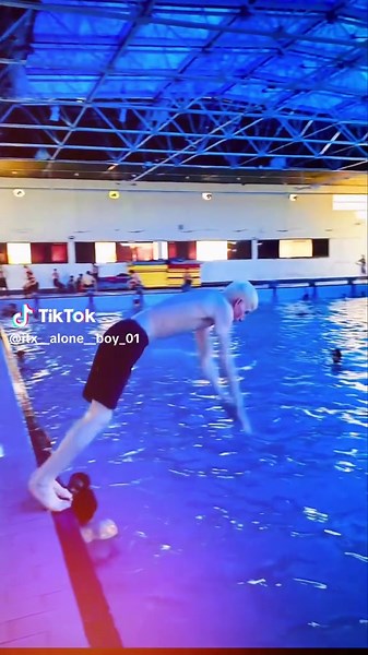 Abdul qayyum sport complete peshawar swimming pool #swimmingpool #enjoysummer #peshawarswimmingpool #peshawarbestswimmingpool #peshawartopswimmingpool #peshawarsportscomplexswimmingpool #peshawarabdulqayyumstadiumswimmingpool #swimming #enjoy #foryou #viral l
