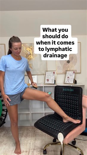 Drainage & Detox Specialist | Dr Caitlin Czezowski on Instagram: "Before you brush. Before you rebound. Before you turn on your vibration plate. 👉 Clear the Specific 7 first. Your lymphatic system doesn’t have a pump. It relies on open exit points to move fluid efficiently. The Specific 7 (termini, tonsillar, apical, armpit, cisterna chyli, groin, knees) are the major choke points of your lymphatic system. If those areas are congested and you jump straight into brushing, vibration, or reboundin