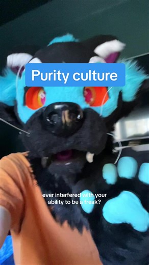 Do y’all like my new wall color? #furry #furries #fursuit #furryfandom #fursuiter