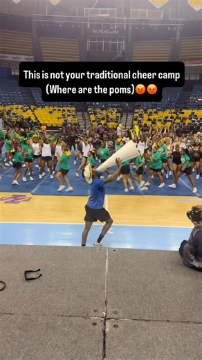 JiggAerobics® | Movement + Energy Wellness Experiences on Instagram: "Southern University 2025 Summer Cheer Camp‼️ This is how you #getlitwhileyougetfit 🔥🔥 Mix by🗣️🗣️: @antwigadee Need more energy at your next event? Small Groups, Large Groups, or UNLIMITED GUESTS‼️ Contact Me for details (832)215-8605 or email dguidry@jiggaerobicsfitness.com #jiggaerobics #fitness #dancefitness #groupfitness #louisiana #familyfitness #linedance"