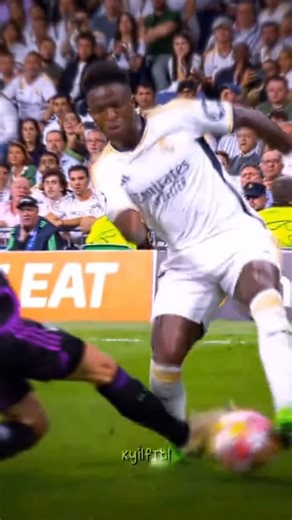 𝓈𝑜𝒸𝒸𝑒𝓇 𝓇𝑜𝒸𝓀𝑒𝓉𝓈 | In football, stories are not limited to the conflict inside the green rectangle only, but sometimes extend to human situations that reflect... | Instagram