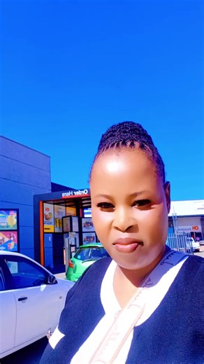 tholakele (@tholakele40)’s videos with original sound - Lyricora