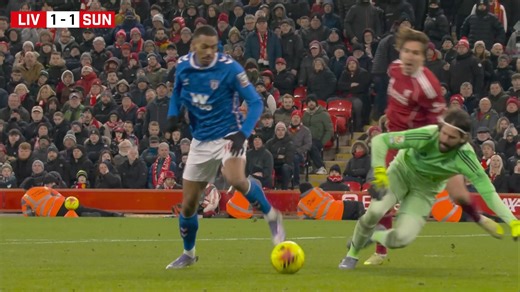 10-minute highlights from Wednesday's draw at Anfield! 💪 | Sunderland AFC