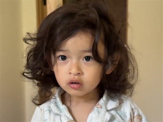 Hatti跟叶海洋说姐姐把她扔外面了，美叨冤枉哈缇宝贝不生气