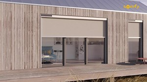 Twój dom bliżej natury! Oximo solar io to napęd do rolet zewnętrznych, który działa dzięki energii ze słońca, a Ty: 👉 oszczędzasz na rachunkach za prąd, 👉 latem chronisz dom przed przegrzaniem, a zimą przed utratą ciepła, 👉 zyskujesz 7 lat gwarancji przy zakupie napędu w autoryzowanej sieci Somfy Expert, 👉 sterujesz roletami zdalnie dzięki centrali TaHoma switch. Dowiedz się więcej rozwiązaniach Somfy zasilanych energią słoneczną💛 bit.ly/3QQDOHj | Somfy