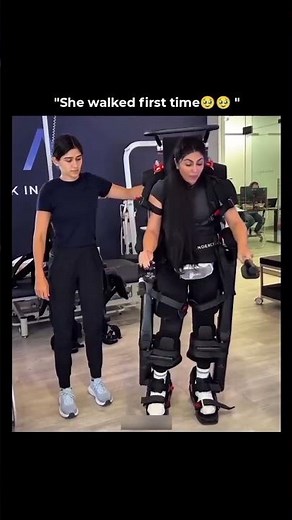 "She walked first time 🥹❤️‍🩹