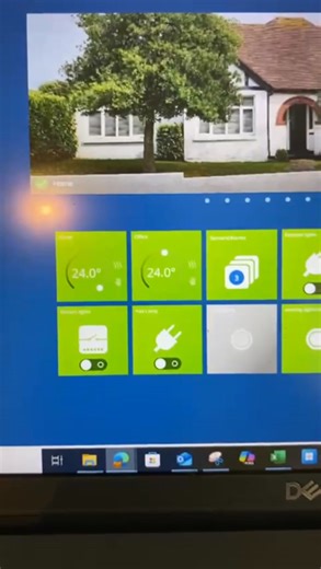 Salus Smart Home: How to Lock Your Thermostat Temperature! Ever wanted to ensure your home stays at a consistent temperature, preventing accidental (or intentional!) changes to your thermostat settings? With Salus Smart Home, it's easy! In this video, we're demonstrating how to 'lock down' the temperature range on your Salus thermostat, whether directly on the device or via the intuitive Salus Smart Home app. This feature is perfect for maintaining energy efficiency, ensuring comfort, or simply 