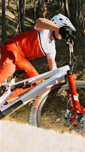 Does smoothness trump horsepower on trail e-bikes? #avinox #ebike