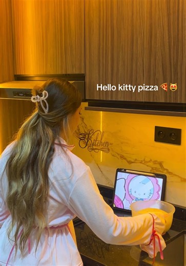 Delicious Hello Kitty Pizza Recipe You Can Make