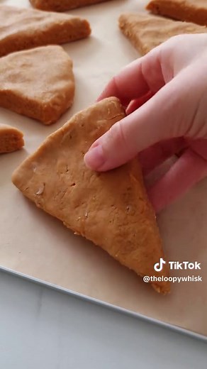 Gluten-Free Pumpkin Scones Recipe – Easy and Delicious