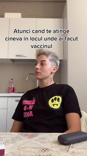 Humorous Kitchen Moments: Creativity Unleashed